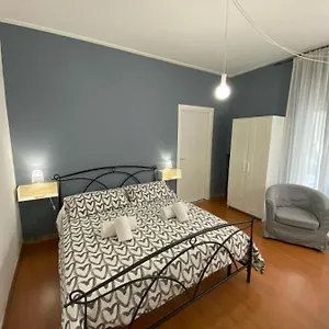 Delle Rose 3*, Verona Italië