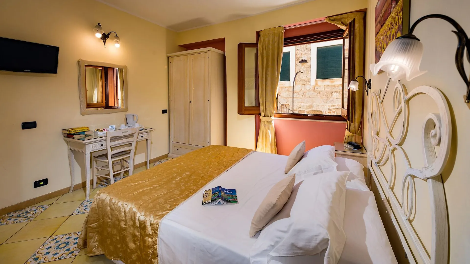 Hotel Cala Marina カステッランマーレ・デル・ゴルフォ