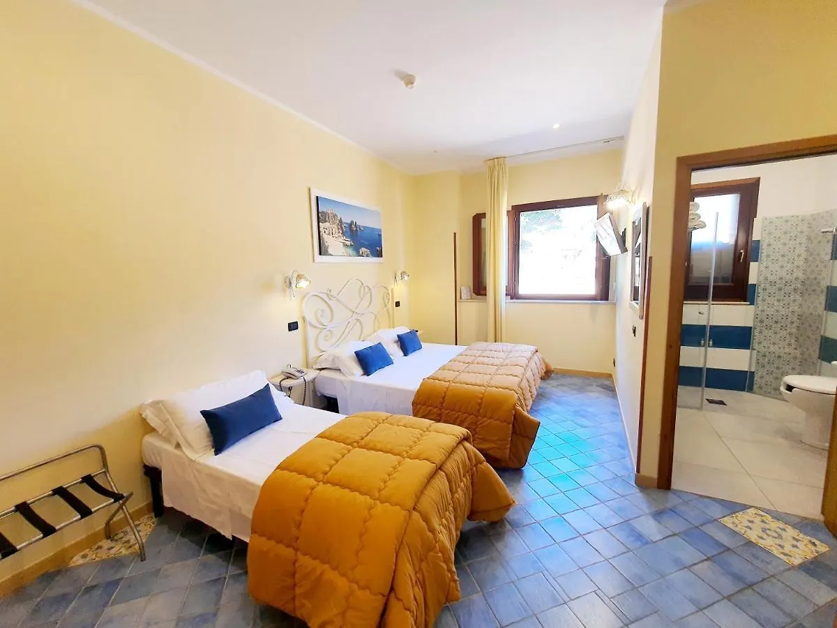 Hotel Cala Marina Castellammare del Golfo 3*,  Italy