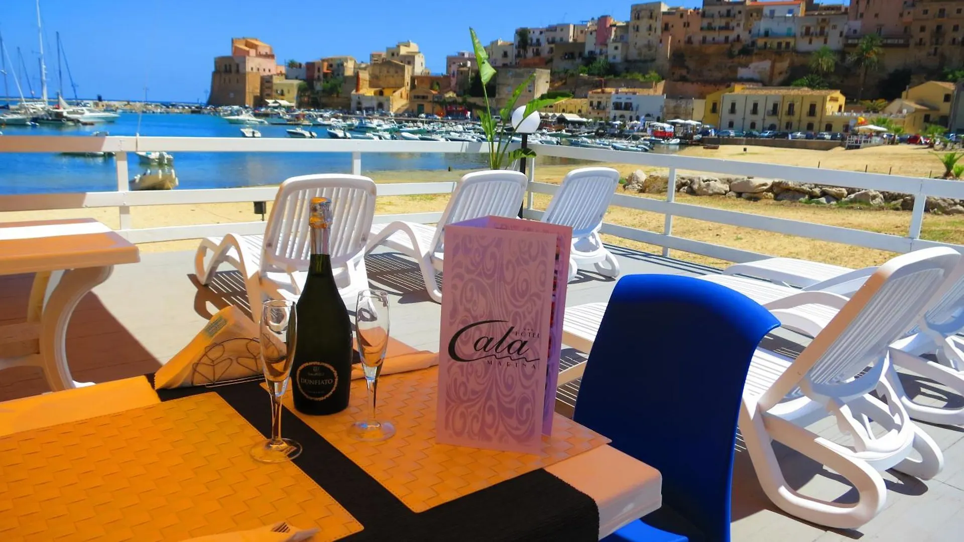 Hotel Cala Marina カステッランマーレ・デル・ゴルフォ 3*,  イタリア