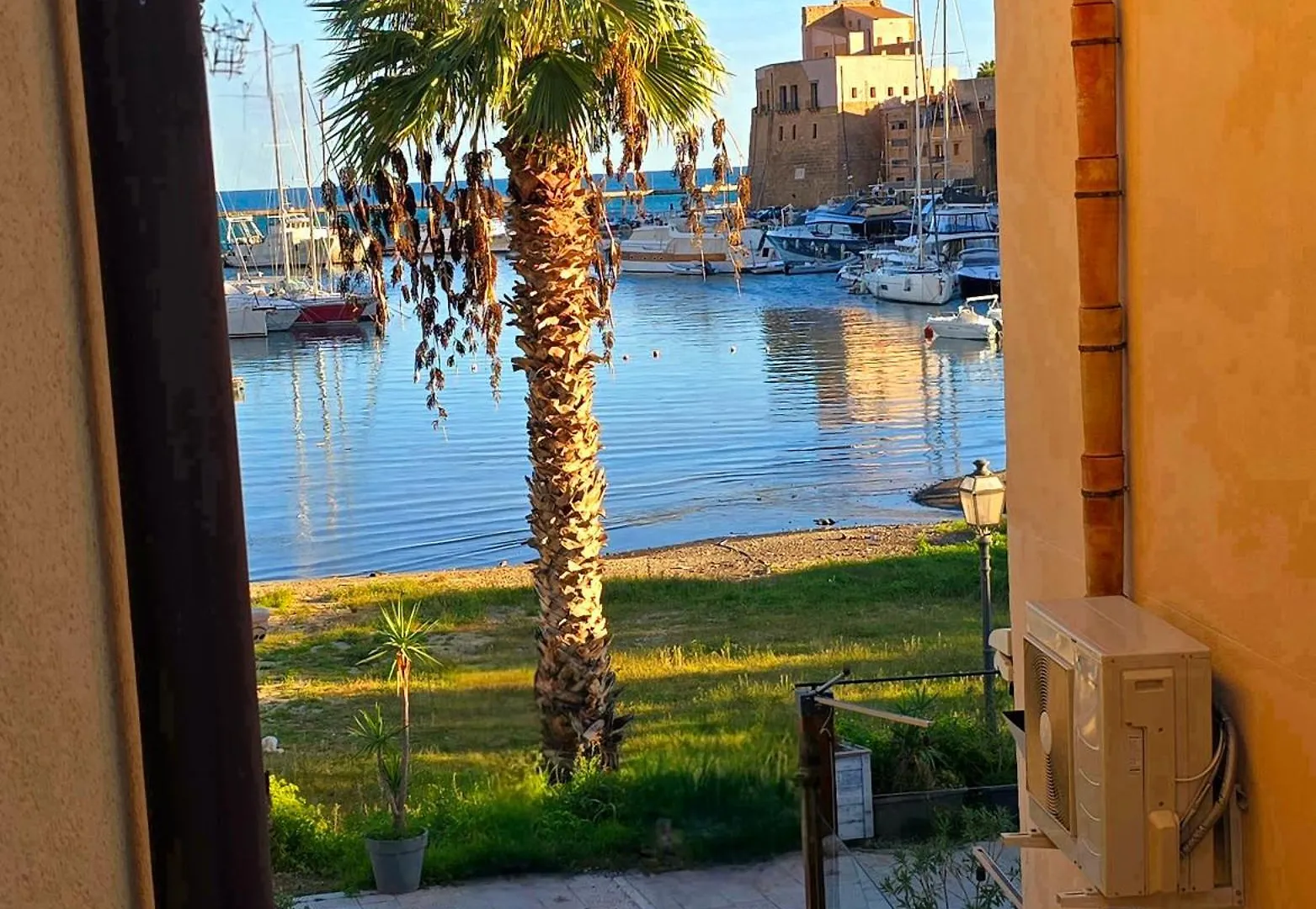 Hotel Cala Marina Castellammare del Golfo 3*,